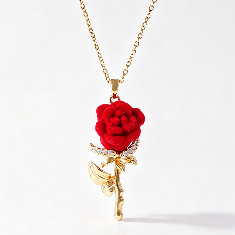 🌹 Eleganță care nu trece niciodată – trandafir roșu din cristal cu finisaj auriu. Plată la livrare! ✨