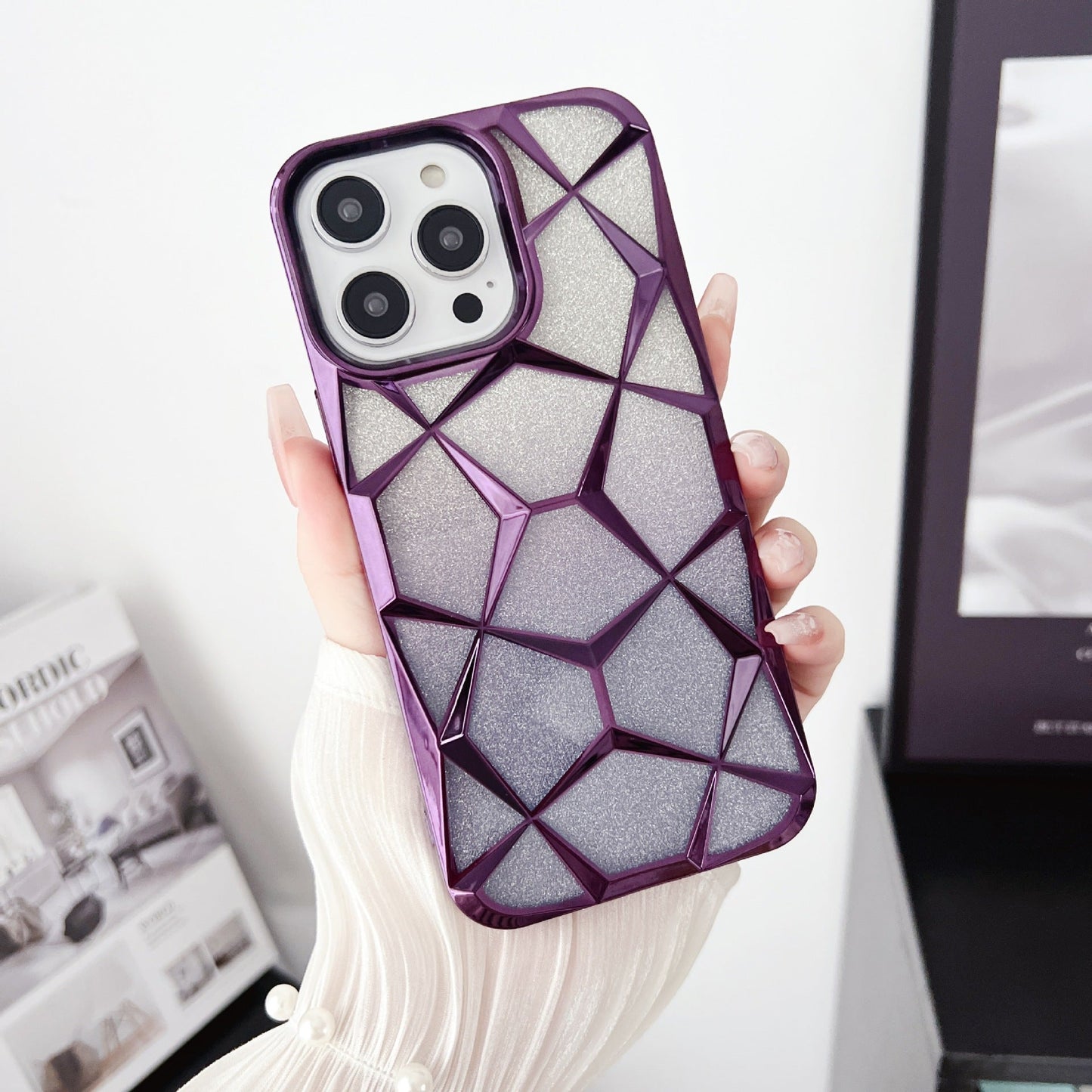 iPhone 3D Geometric Pattern Case