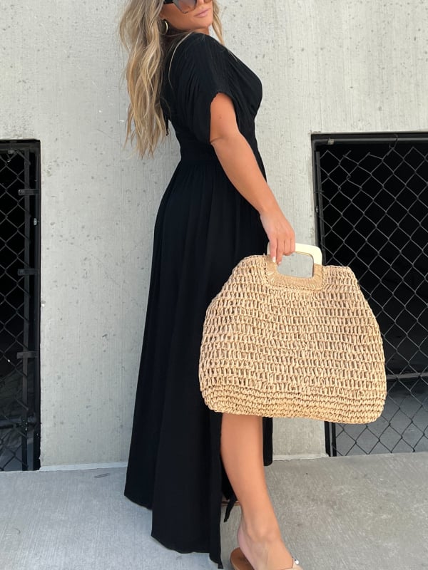💃 Rochie ultra-lungă cu croială casual – decolteu în V, fante laterale, stil elegant și confortabil. ✨ Plată la livrare!