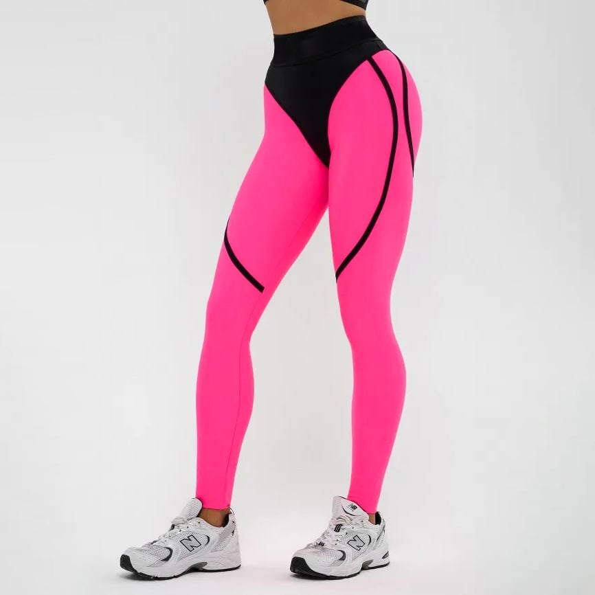 Legginsy z efektem szybkiego schnięcia Majacy Patchwork na biodrach