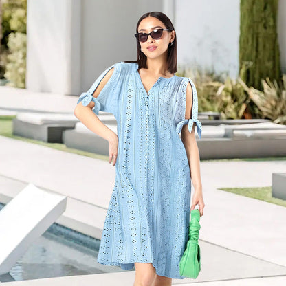 💃 Rochie elegantă pentru femei – decolteu în V, decupaje solide, design modern și rafinat. ✨ Plată la livrare!