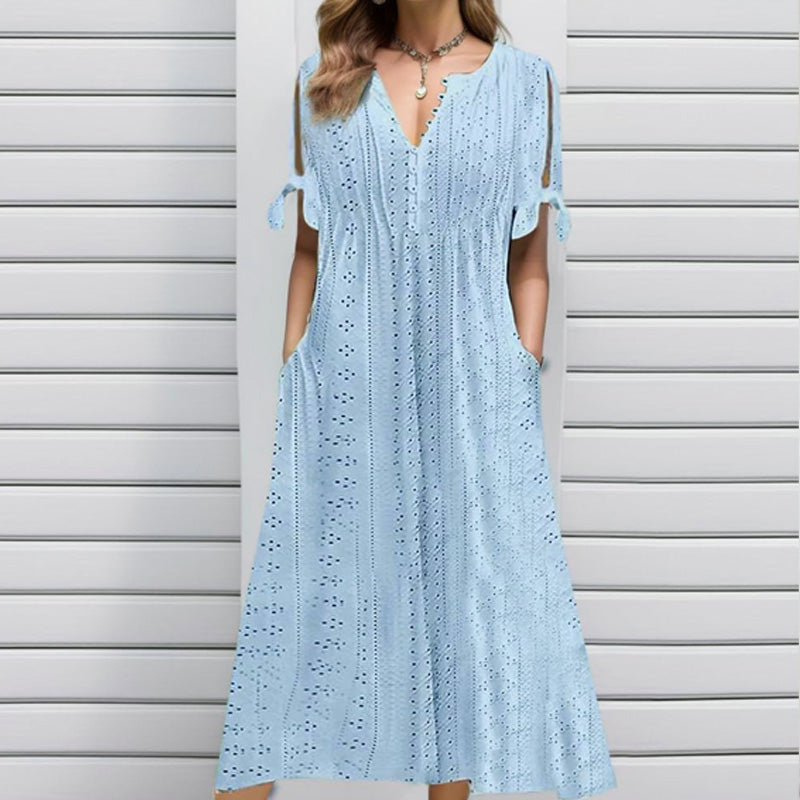 💃 Rochie elegantă pentru femei – decolteu în V, decupaje solide, design modern și rafinat. ✨ Plată la livrare!
