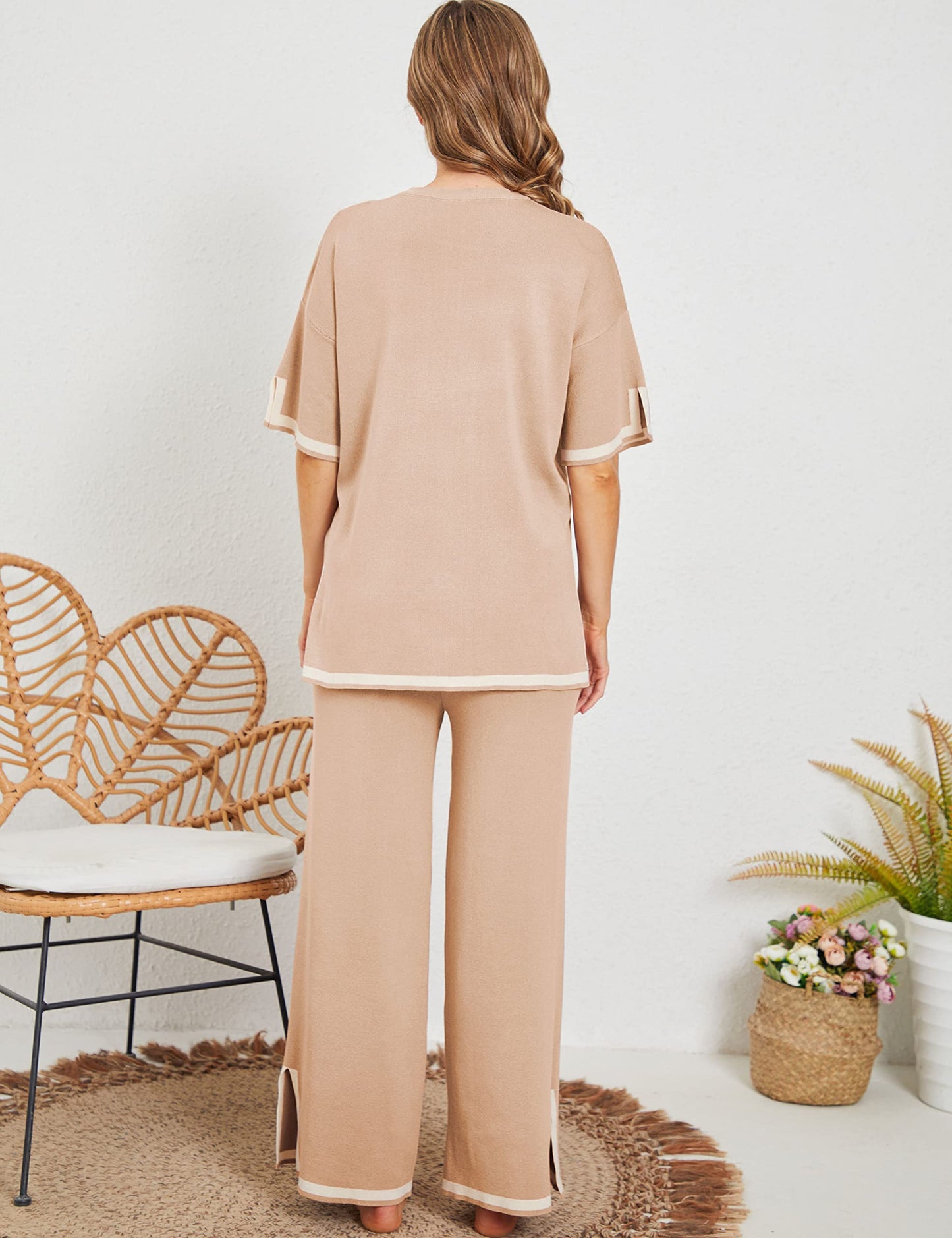 🔥 Set 2 piese – top tricotat + pantaloni largi. Lejer, respirabil, potrivit pentru plimbări, acasă sau vacanțe. ✅ Plată la livrare!