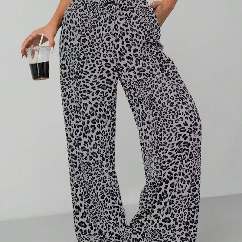🐆 Pantaloni leopard – două stiluri: picior drept sau lat – Alege-l pe al tău! Stoc limitat 🔥