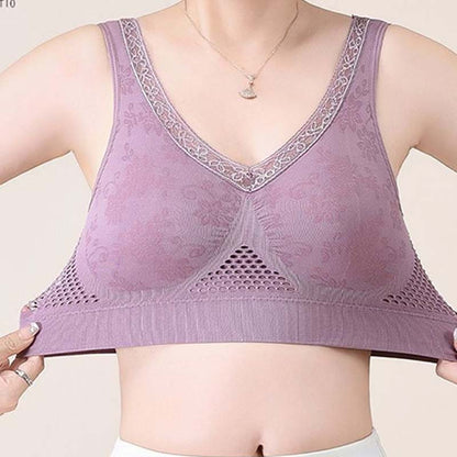 Adio sârme! Bună ziua, decolteu perfect 👙🇷🇴