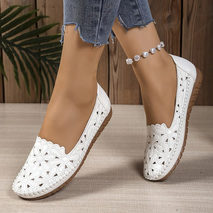 🔥 Pantofi cu model flori – perforați și respirabili – Confort și stil pentru zilele calde. Stoc limitat!
