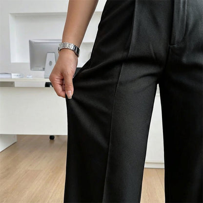 Damen Marlenehose mit hohem Bund, weitem Bein und Gürtel