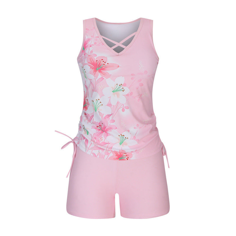 🔥 Costumul de baie tankini care îți dă încredere! 🏊‍♀️ Imprimeu stylish, două piese – perfect pentru plajă sau piscină.