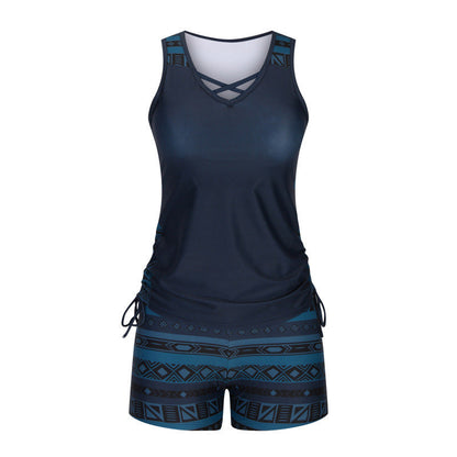 🔥 Costumul de baie tankini care îți dă încredere! 🏊‍♀️ Imprimeu stylish, două piese – perfect pentru plajă sau piscină.