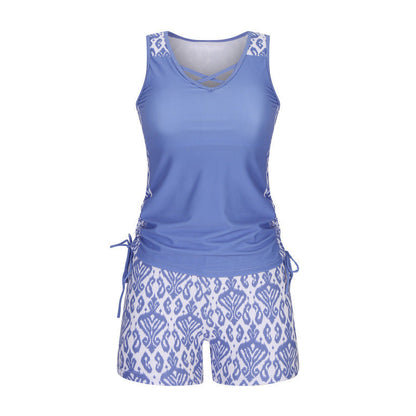 🔥 Costumul de baie tankini care îți dă încredere! 🏊‍♀️ Imprimeu stylish, două piese – perfect pentru plajă sau piscină.
