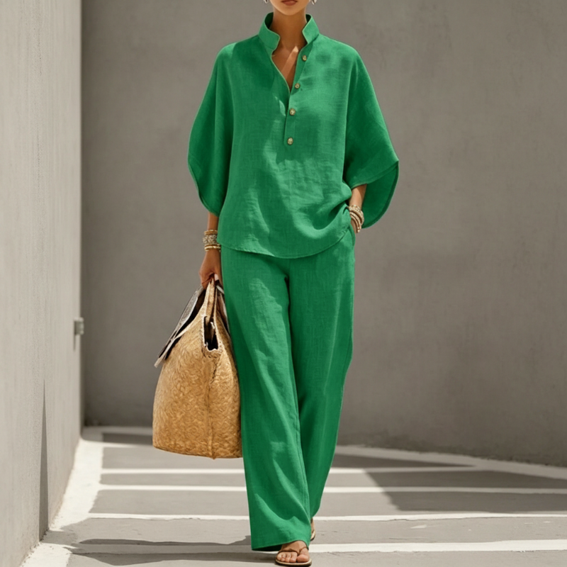 👚 Set femei – bluză cu guler ridicat + pantaloni largi. Elegant și confortabil, potrivit pentru birou sau evenimente. ✨ Plată la livrare!