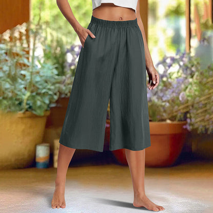 Pantaloni casual, de culoare uni, cu croi larg și lungime 3/4, cu textură discretă