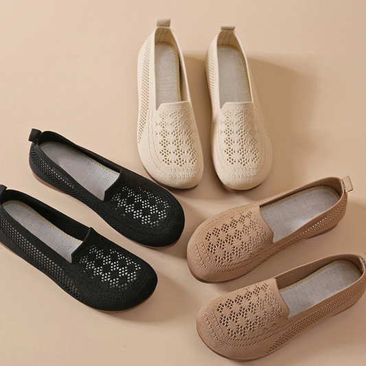 ✨ Papuci comozi fără șireturi – elastici, respirabili și extrem de ușori. Picioarele tale vor mulțumi după orice plimbare! 🧦 Plata ramburs în toată România. ✅ Apasă pe link și rezervă-ți perechea acum!