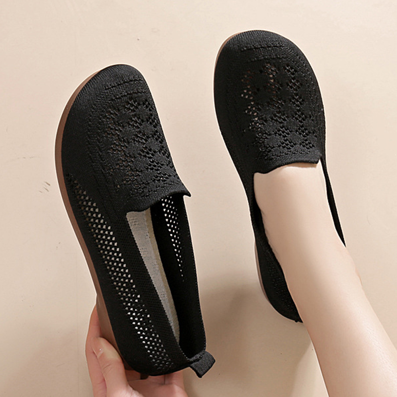✨ Papuci comozi fără șireturi – elastici, respirabili și extrem de ușori. Picioarele tale vor mulțumi după orice plimbare! 🧦 Plata ramburs în toată România. ✅ Apasă pe link și rezervă-ți perechea acum!