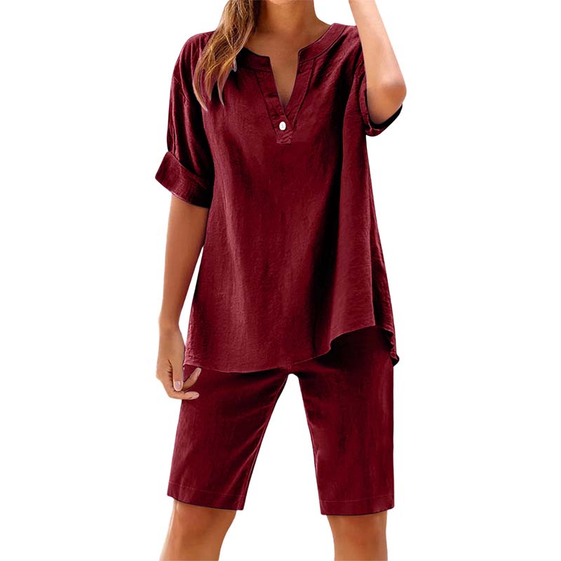🔥 Set 2 piese: bluză + pantaloni scurți – look complet pentru zilele tale fierbinți! Comandă rapid