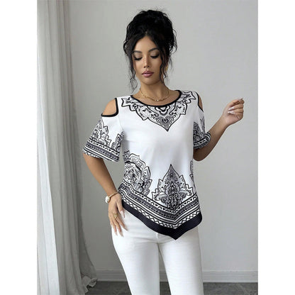 👕 Tricou cu umeri goi în stil boem, cu imprimeu texturat, tiv asimetric și mâneci scurte⬛⬜