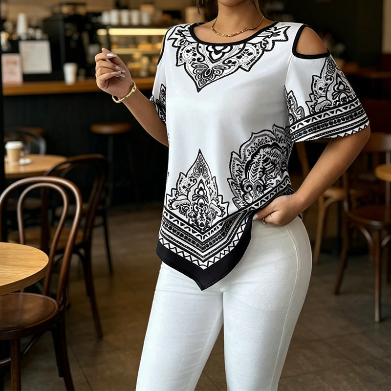 👕 Tricou cu umeri goi în stil boem, cu imprimeu texturat, tiv asimetric și mâneci scurte⬛⬜